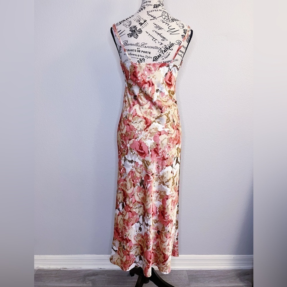Utnisan Floral Satin Midi Dress Women’s XS Slit Romanticcore Soft Elegant Chic - Picture 2 of 8